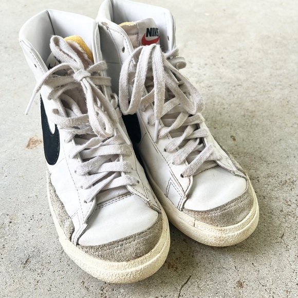 Kids Nike Blazers size 5 - Picture 4 of 6